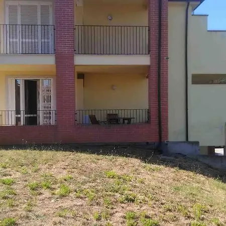 Apartment Wet Dream Escape 