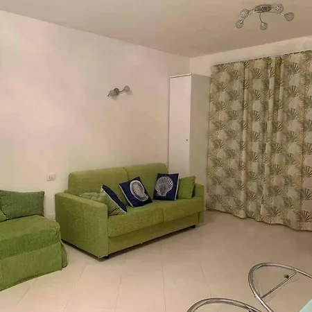 Apartment Wet Dream Escape 